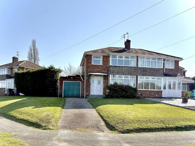 3 bedroom semi detached house for sale