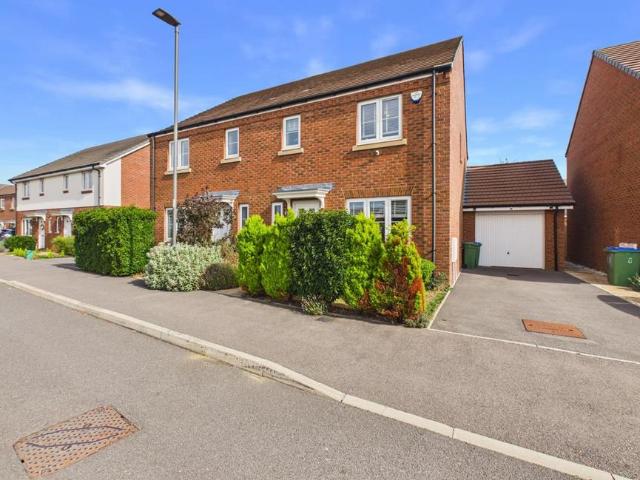 3 bedroom semi detached house for sale