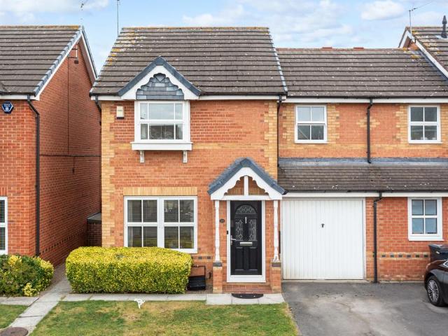 3 bedroom semi detached house for sale
