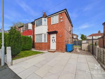 Gorton Manchester, M18 - Garden, Equipped kitchen