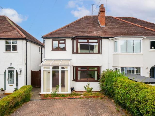 3 bedroom semi detached house for sale