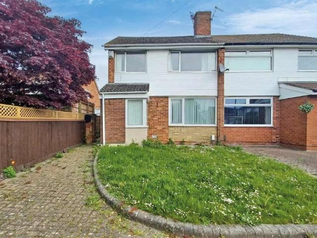 3 bedroom semi detached house for sale