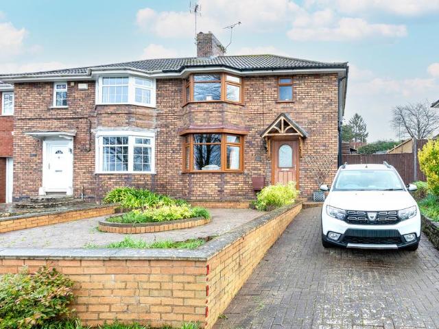 3 bedroom semi detached house for sale