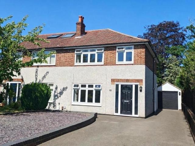 3 bedroom semi detached house for sale