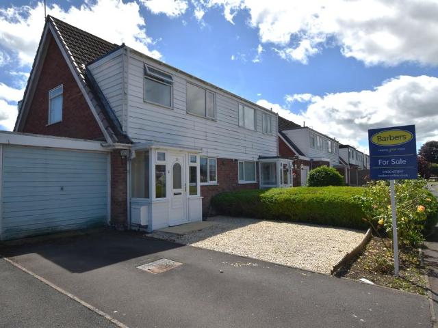 3 bedroom semi detached house for sale