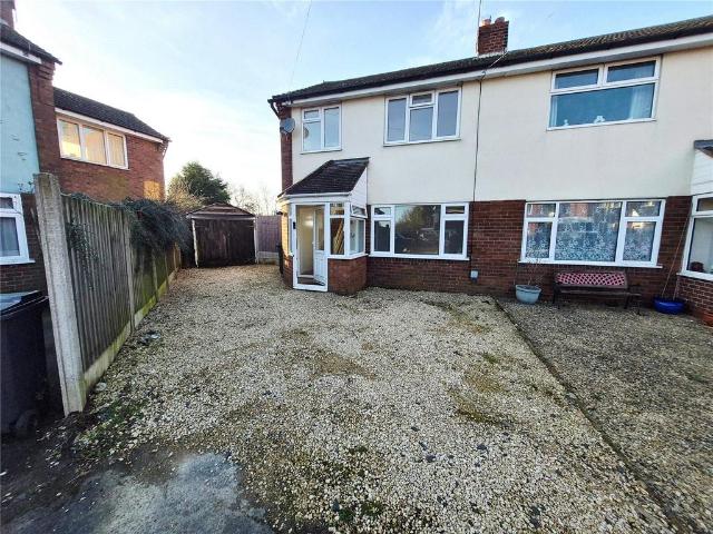 3 bedroom semi detached house for sale