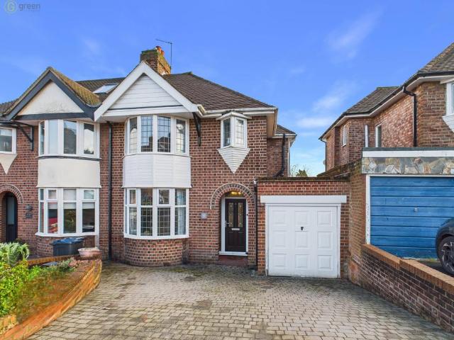 3 bedroom semi detached house for sale