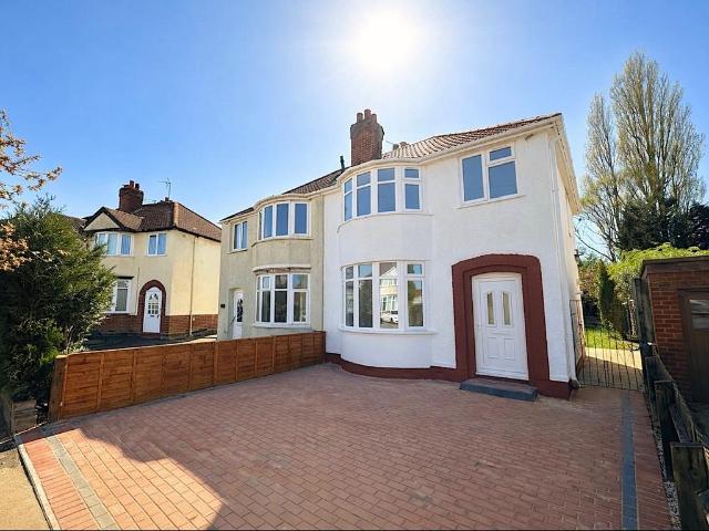 3 bedroom semi detached house for sale