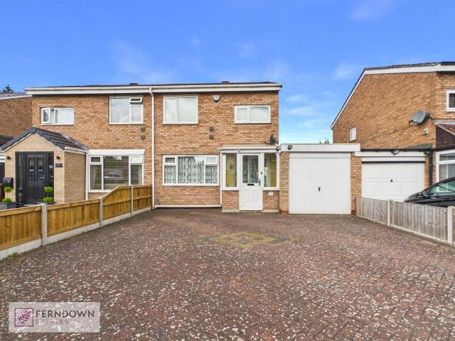 3 bedroom semi detached house for sale