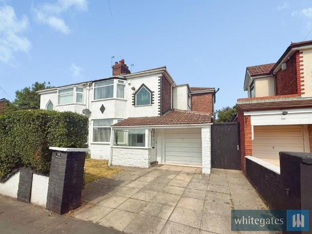 3 bedroom semi detached house for sale