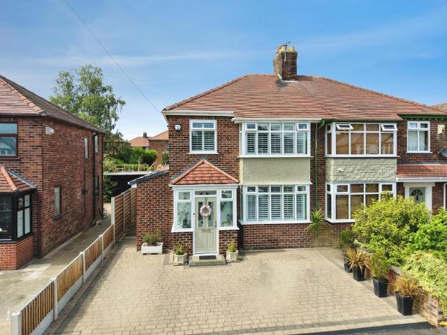 3 bedroom semi detached house for sale