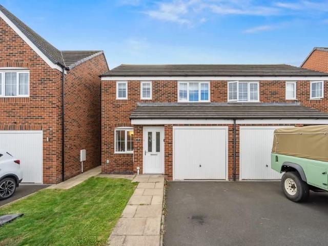 3 bedroom semi detached house for sale