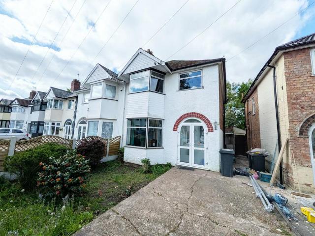 3 bedroom semi detached house for sale