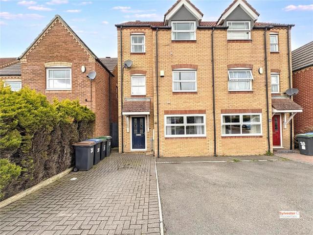 3 bedroom semi detached house for sale
