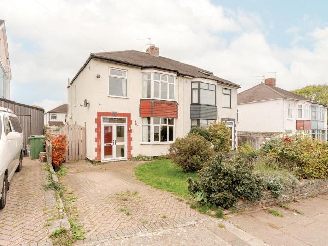 3 bedroom semi detached house for sale