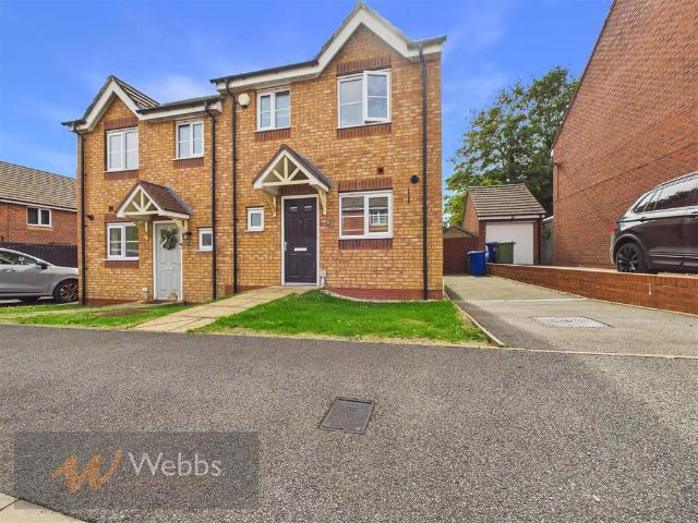 3 bedroom semi detached house for sale
