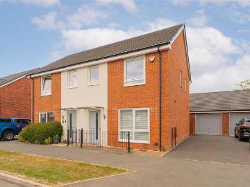 3 bedroom semi detached house for sale