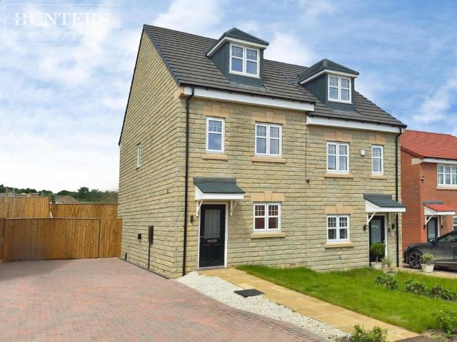 3 bedroom semi detached house for sale