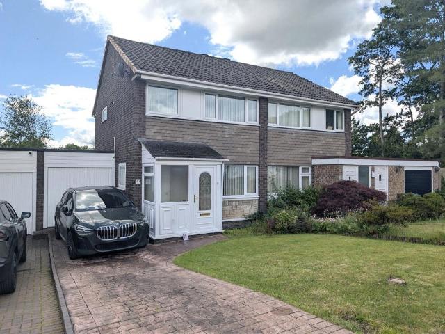 3 bedroom semi detached house for sale
