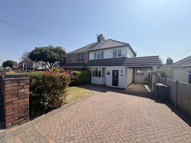 3 bedroom semi detached house for sale