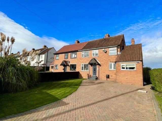 3 bedroom semi detached house for sale