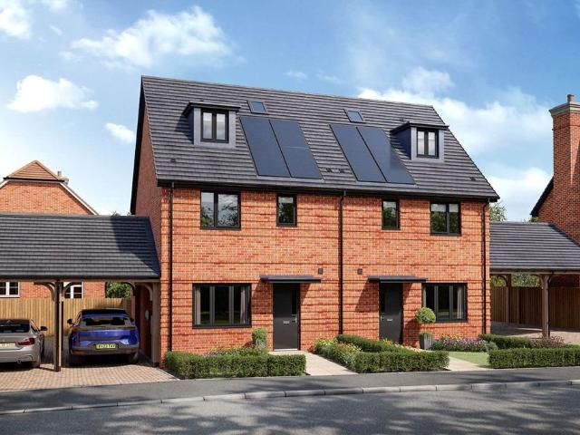 3 bedroom semi detached house for sale
