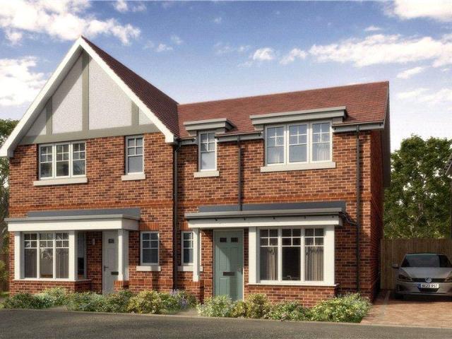 3 bedroom semi detached house for sale