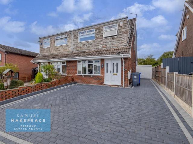 3 bedroom semi detached house for sale