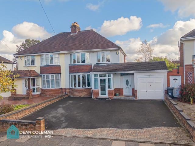 3 bedroom semi detached house for sale