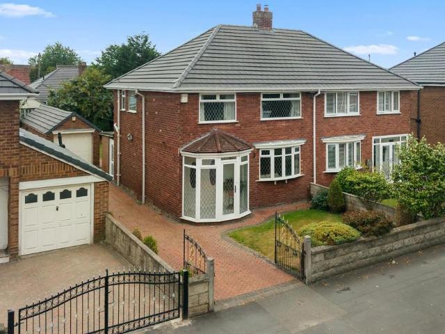3 bedroom semi detached house for sale