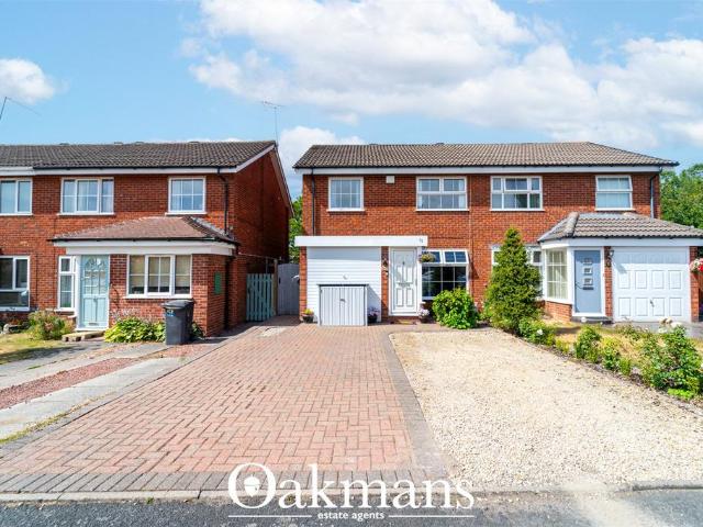 3 bedroom semi detached house for sale