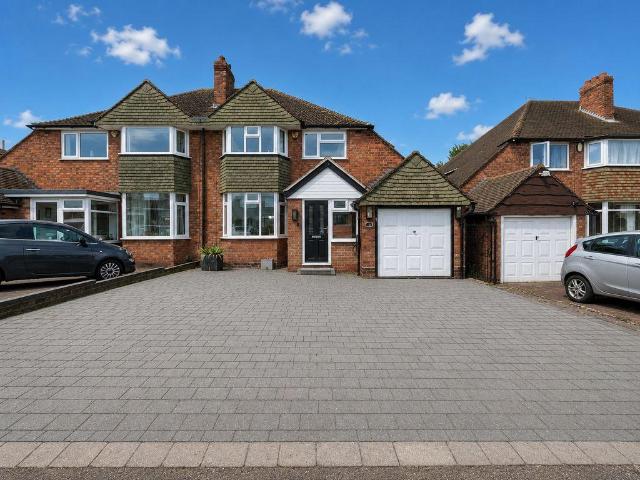 3 bedroom semi detached house for sale