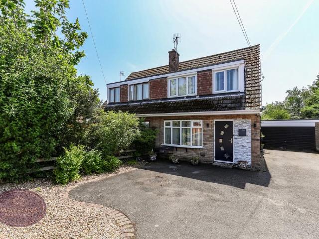 3 bedroom semi detached house for sale