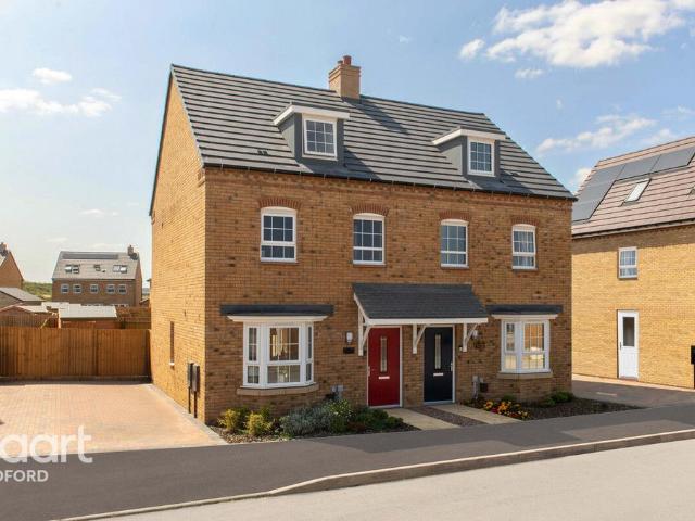3 bedroom semi detached house for sale