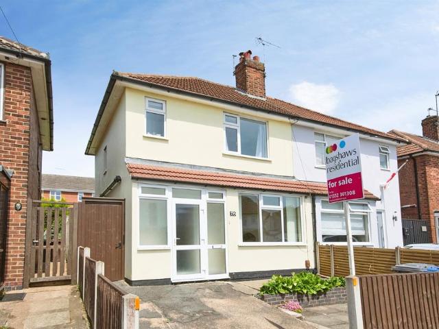3 bedroom semi detached house for sale