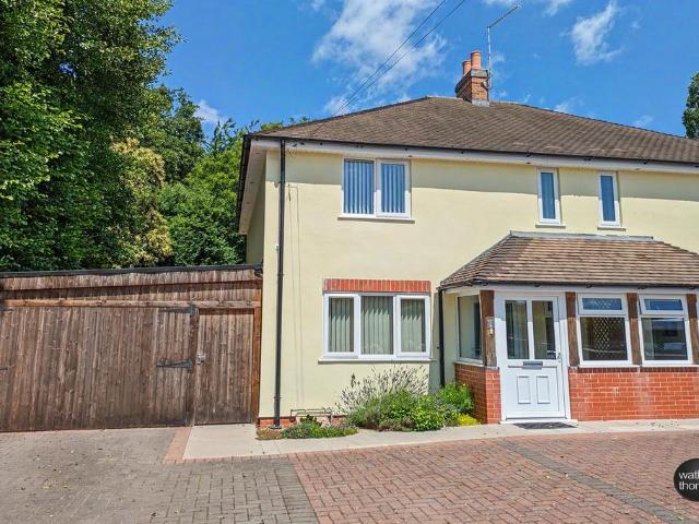 3 bedroom semi detached house for sale