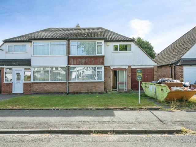 3 bedroom semi detached house for sale