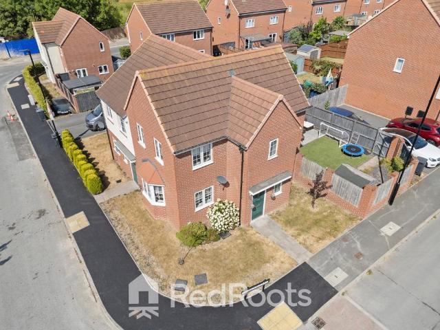 3 bedroom semi detached house for sale