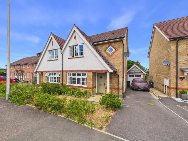 3 bedroom semi detached house for sale