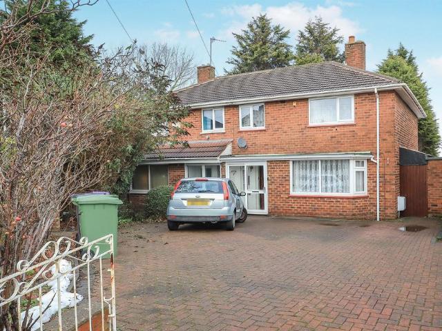 3 bedroom semi detached house for sale