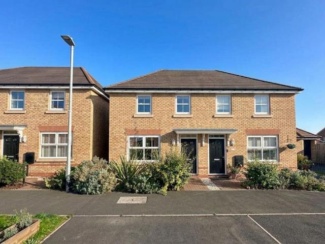3 bedroom semi detached house for sale