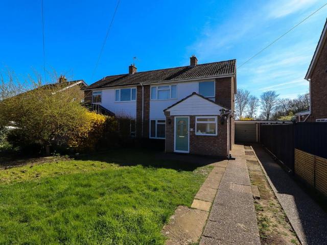 3 bedroom semi detached house for sale