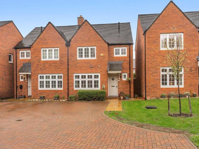 3 bedroom semi detached house for sale
