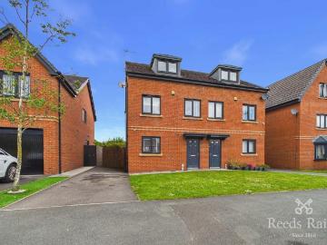 3 bedroom semi detached house for sale