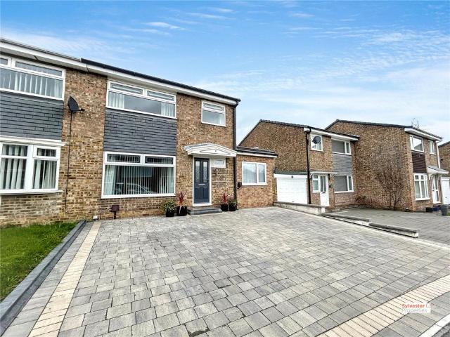 4 bedroom semi detached house for sale