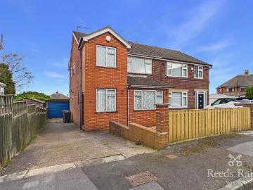 Gildersome, LS27, Bradford and West Yorkshire, North England