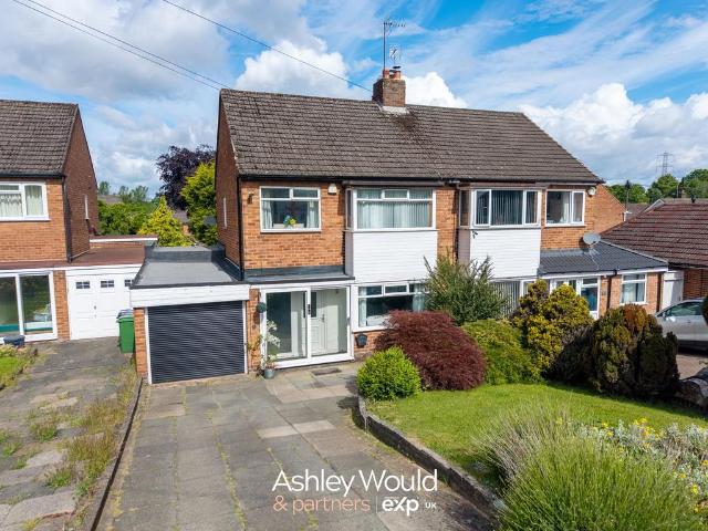 3 bedroom semi detached house for sale