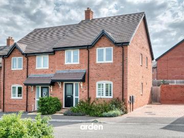 3 bedroom semi detached house for sale