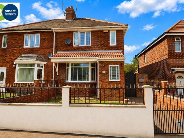 3 bedroom semi detached house for sale