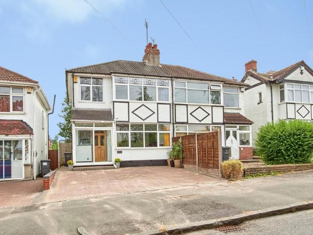 3 bedroom semi detached house for sale